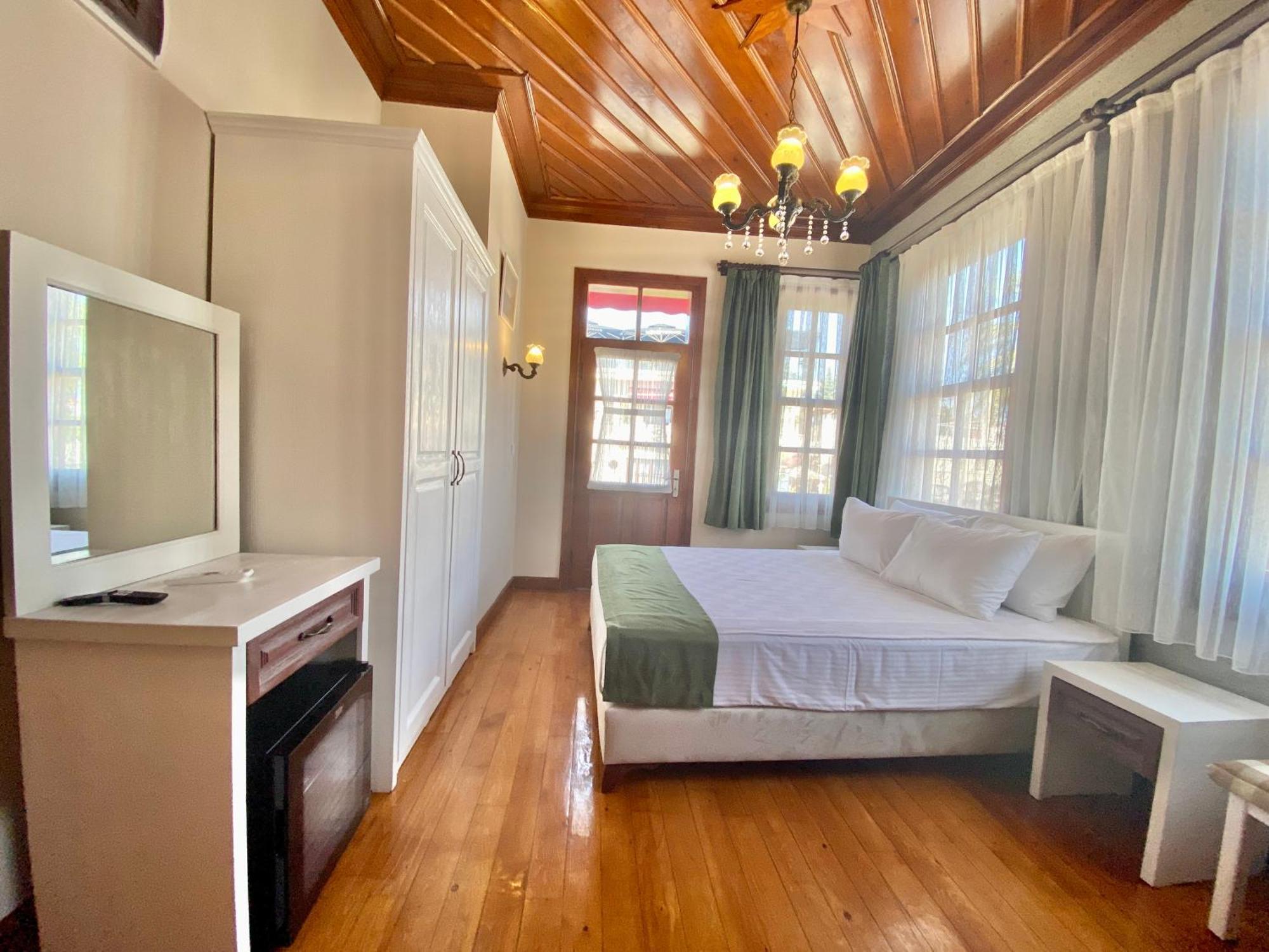 Ulivo Hotel 安塔利亚 外观 照片