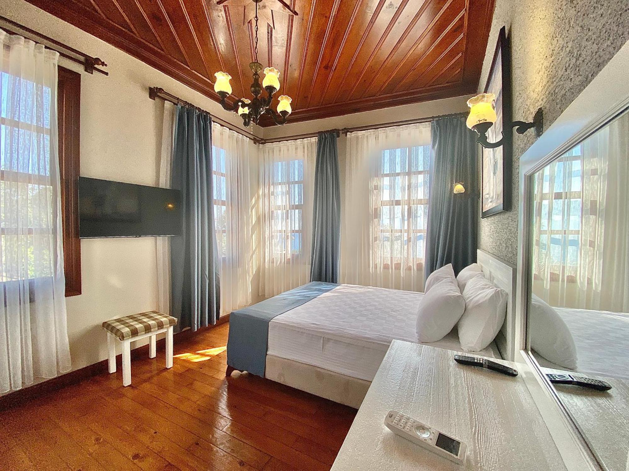 Ulivo Hotel 安塔利亚 外观 照片